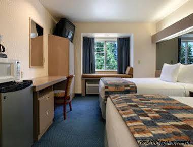 Microtel Inn&suites Hotel
